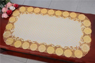 Tapis de table/napperon en dentelle PVC avec or ou argent